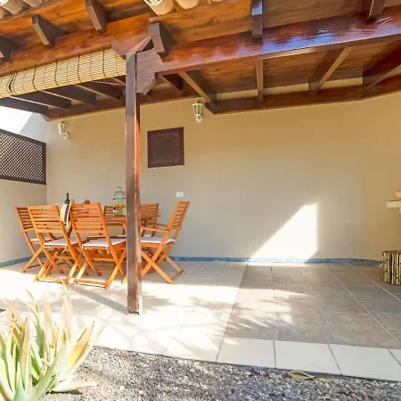 Mesmerising Holiday In With Swimming Pool *
