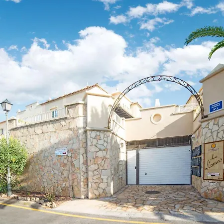 Mesmerising Holiday In With Swimming Pool Holiday home